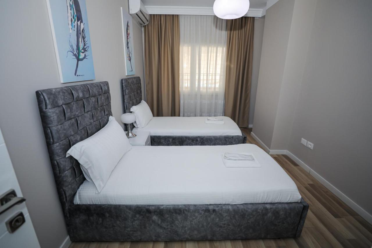 Miku Apartment -Outstanding Apartment At Taiwan Tirana Exteriér fotografie