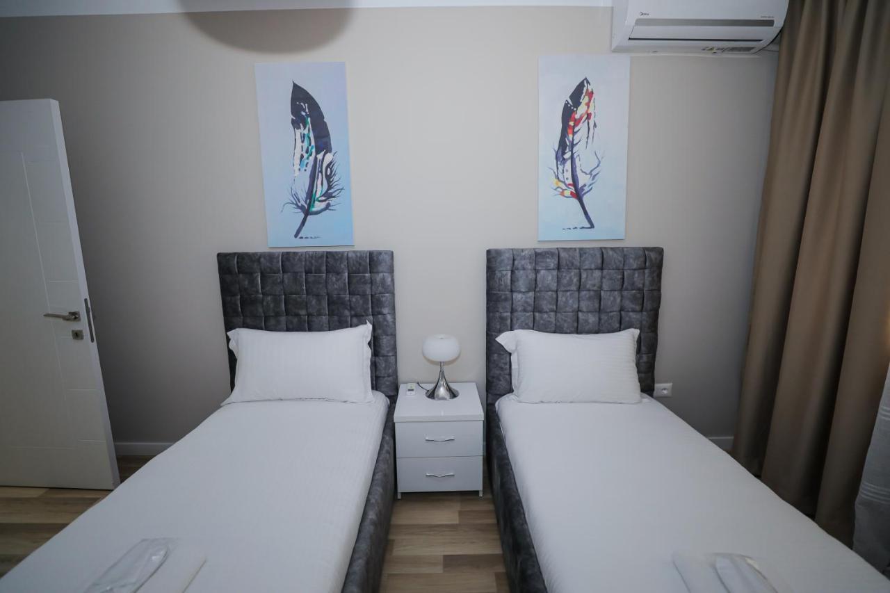 Miku Apartment -Outstanding Apartment At Taiwan Tirana Exteriér fotografie